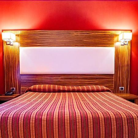 Marcantonio Hotel جوليانو إن كامبانيا المظهر الخارجي الصورة